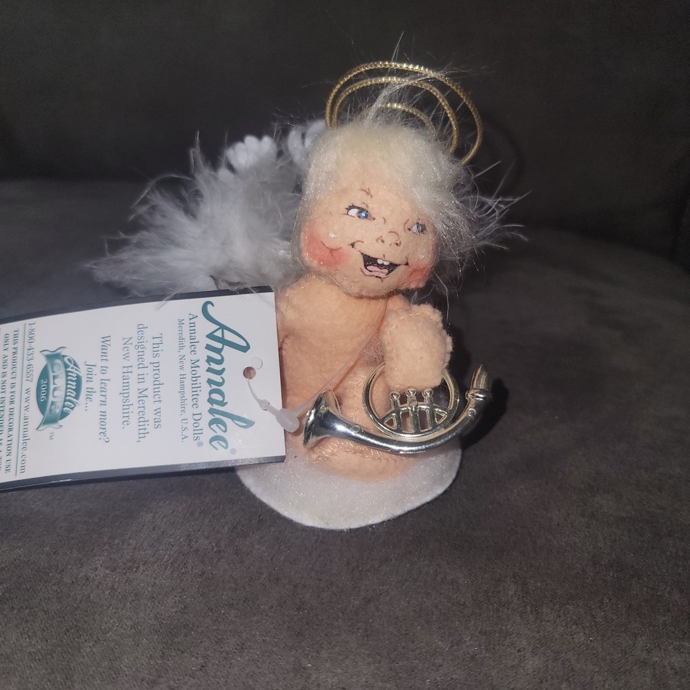 Annalee Mobiltee 5" Angel with Instrument Horn 2006 NWT